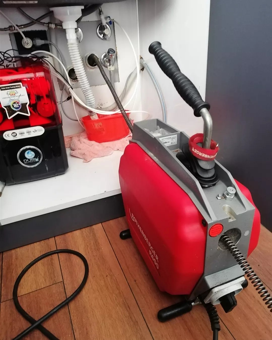 Yer gideri süzgeç açma servisi