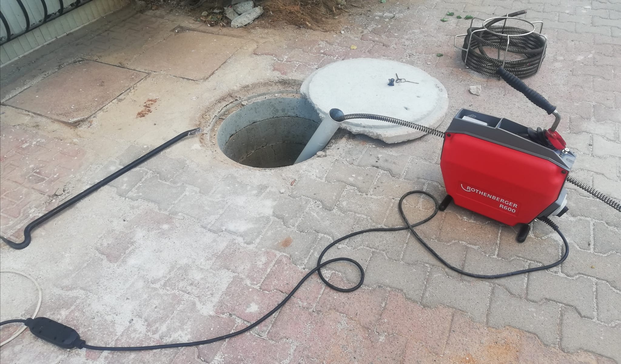 Tuvalet tadilat servisi uygulama görseli