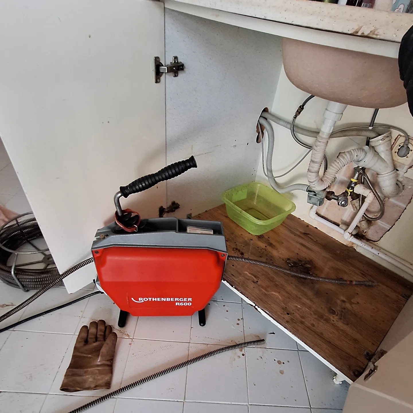 Tıkalı lavabo gider açma